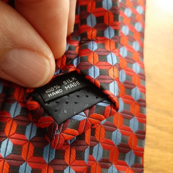 Men's Tie - Picture 7 of 7